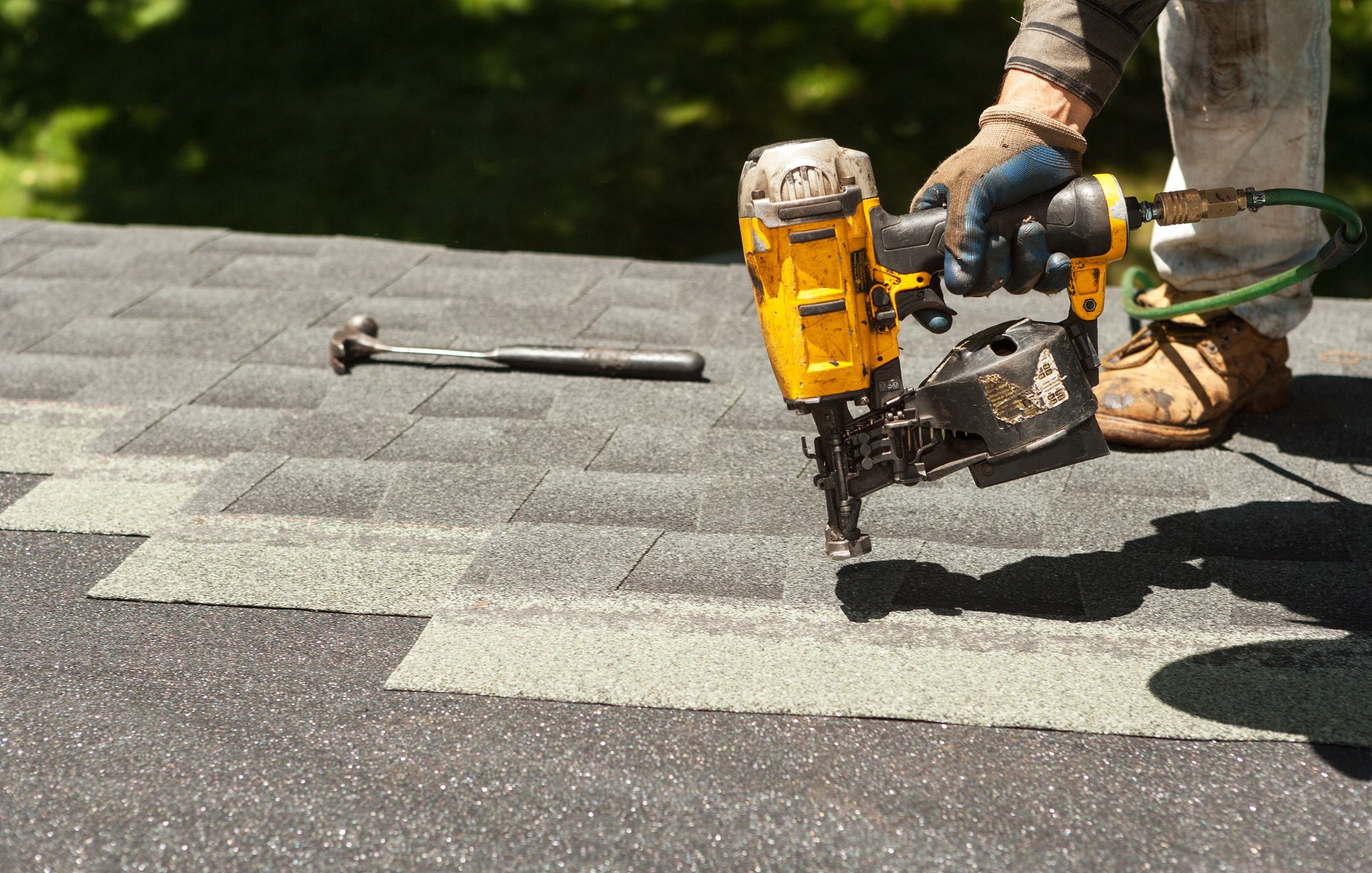 Roof shingle replacement